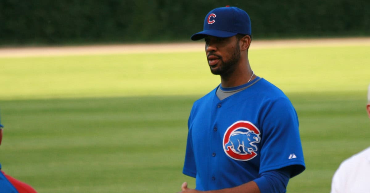 20 First Basemen With Hands Softer Than Their Bat 11 Derrek Lee
